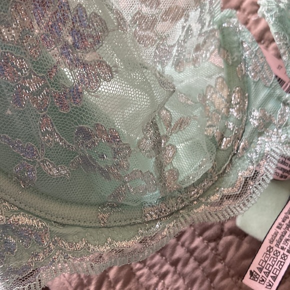 Victoria’s Secret soft mint green 34C bra NWT - Picture 12 of 14